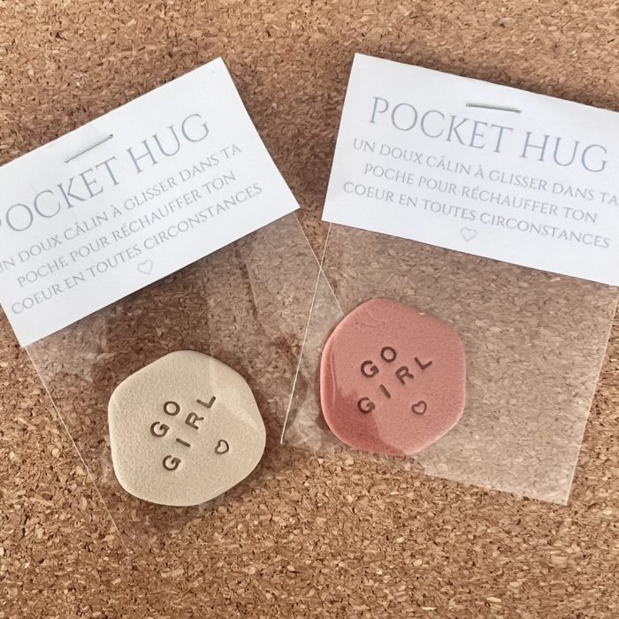 SAANNA Pocket Hug - GO GIRL