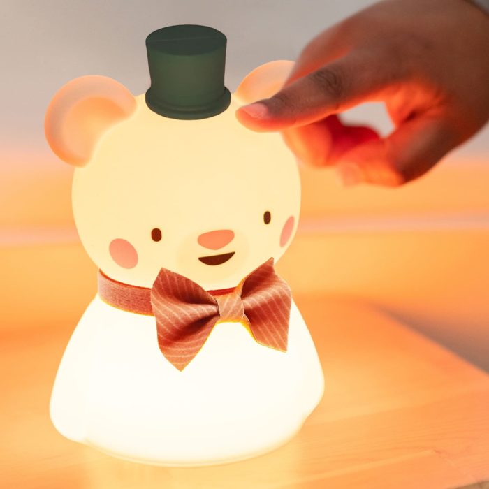 TAF-TOYS Veilleuse petit Ours